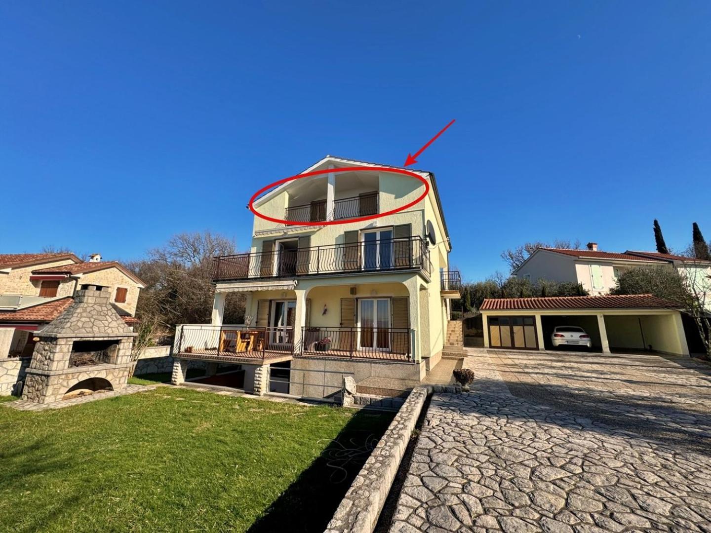 Apartments Pavle Малинска Екстериор снимка