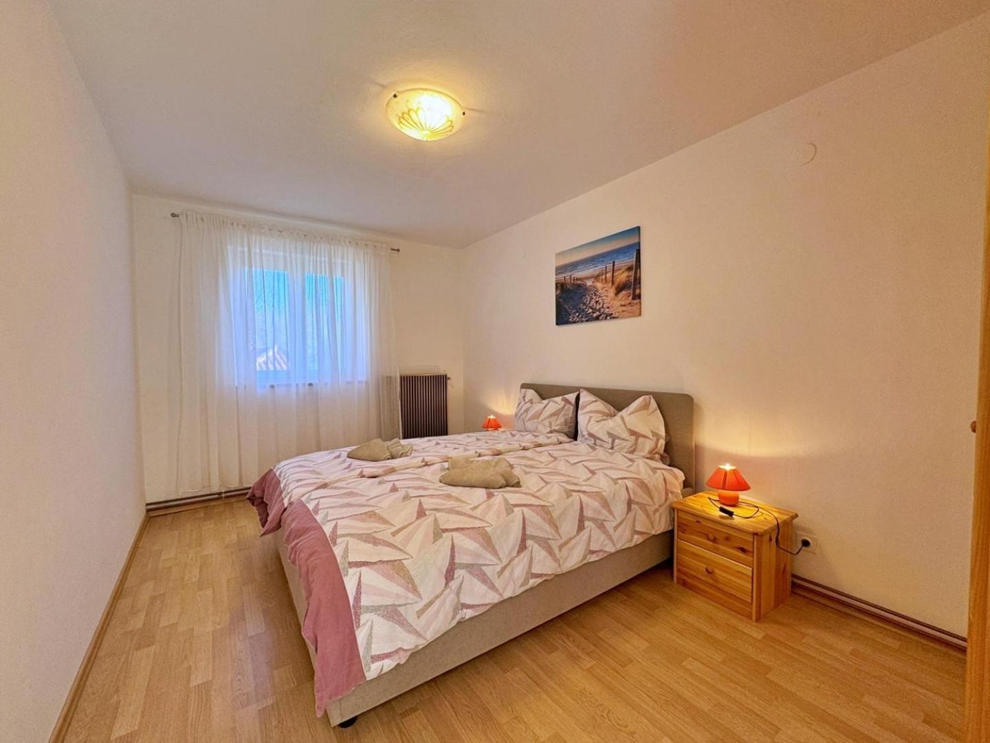 Apartments Pavle Малинска Екстериор снимка