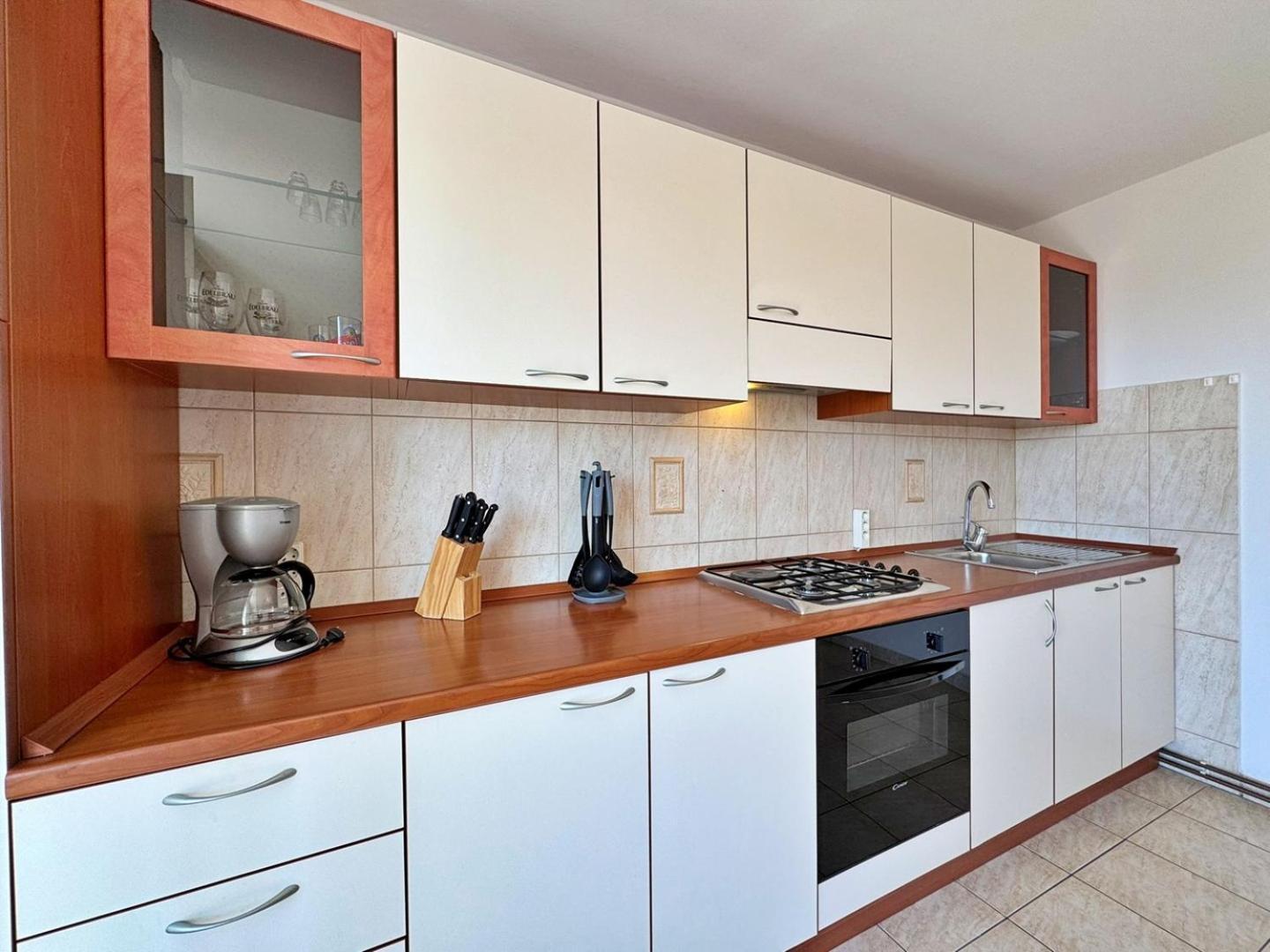 Apartments Pavle Малинска Екстериор снимка